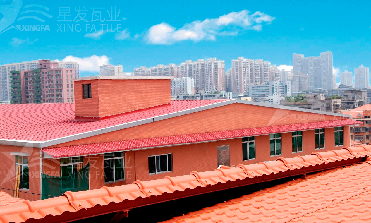 樹脂瓦非常適用于農(nóng)村房屋的改造，既實(shí)用，性價(jià)比又高！