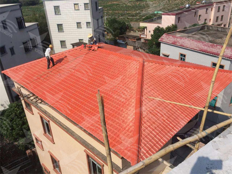 探秘農(nóng)村自建房建房利器！樹脂瓦多少錢一平，合成樹脂瓦價格揭秘！